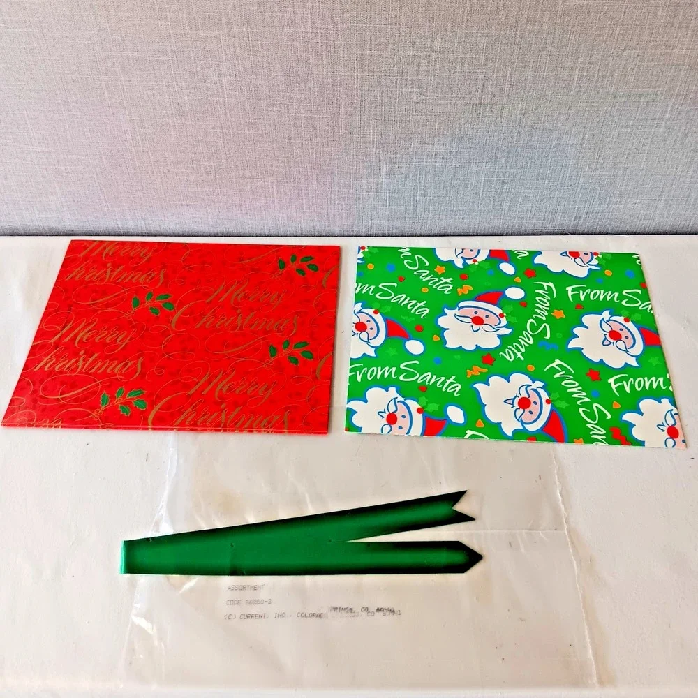 Current Vintage Santa Merry Gift Wrapping Paper‎ 80s Christmas Holiday Ribbon